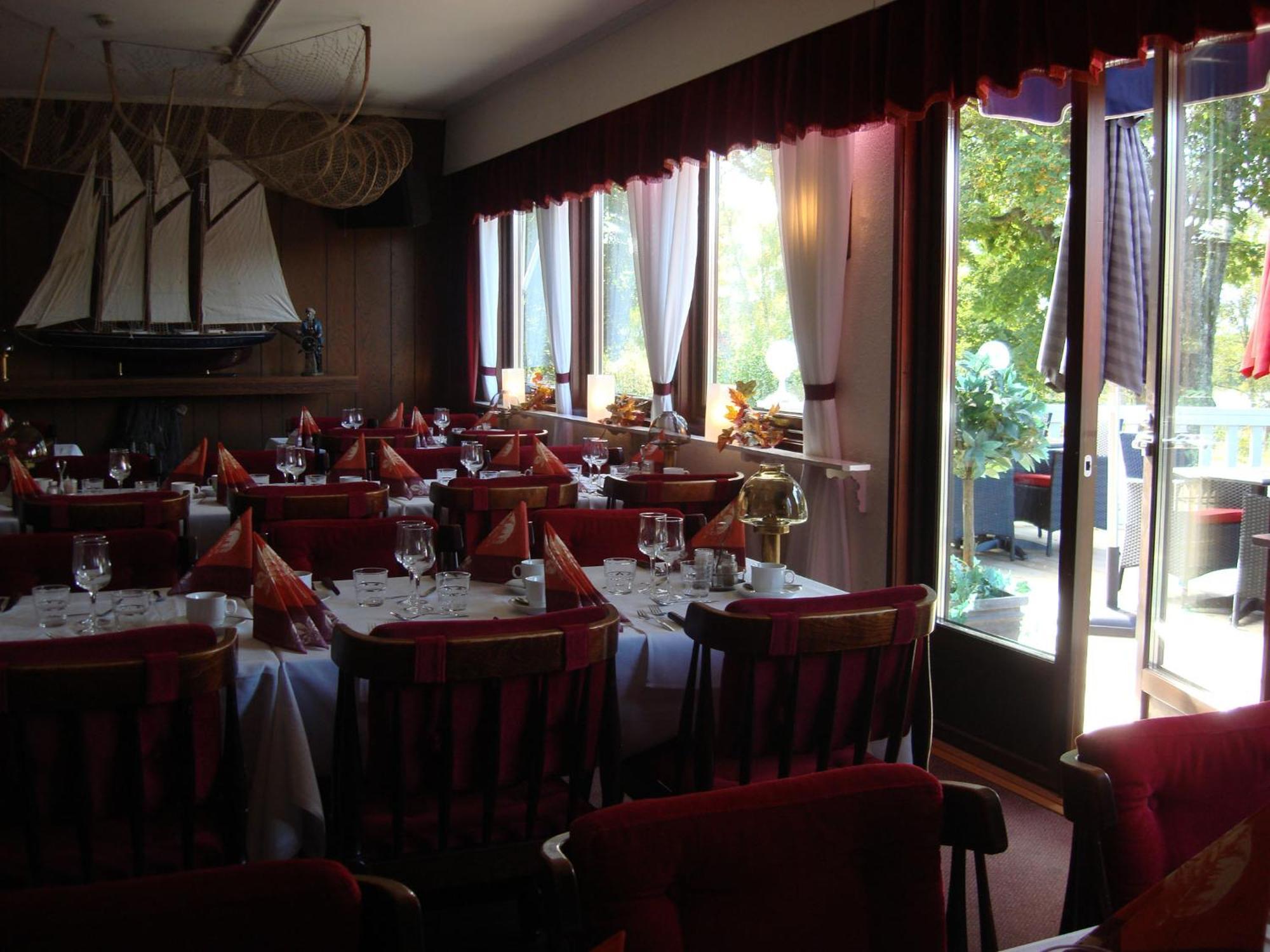 Eckeroe Hotell & Restaurang 외부 사진